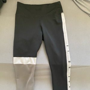 Nike Dri Fit leggings 🌿